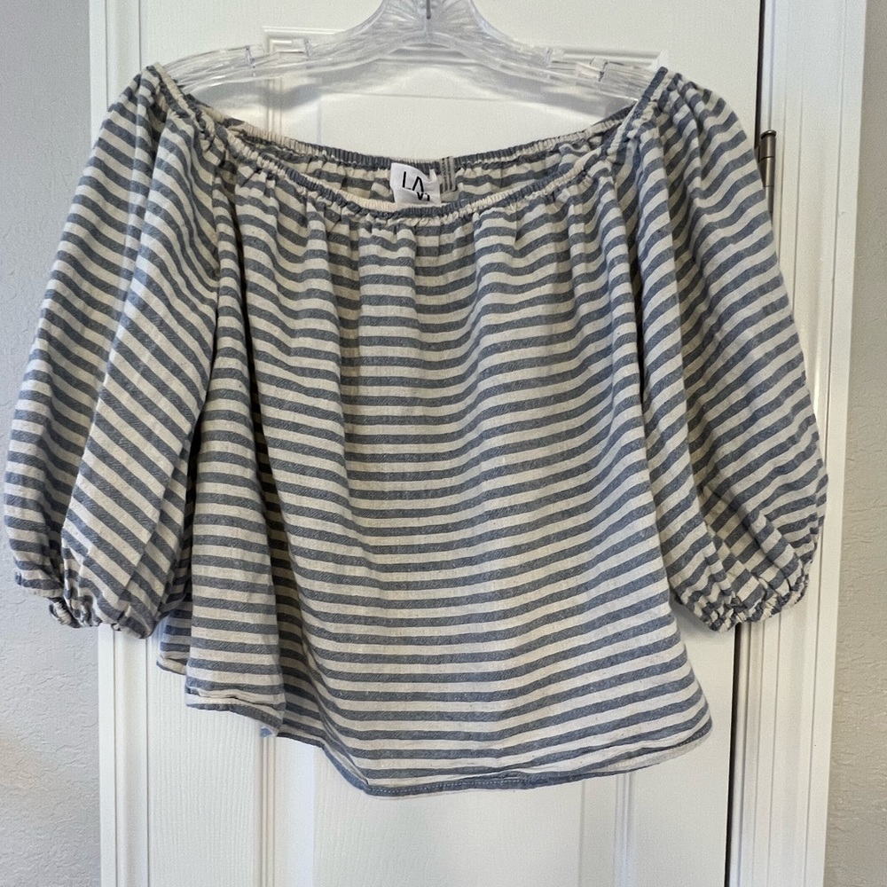 LA VI brand shirt cropped striped so cute pair with jeans and boots or a skirt